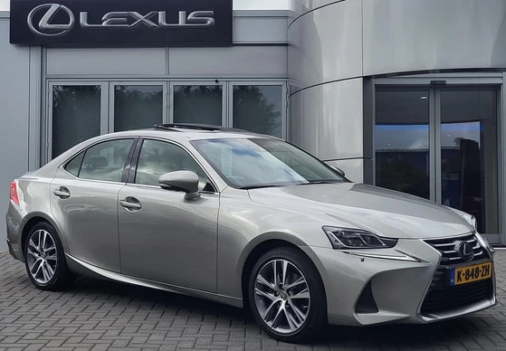 Lexus IS - Afbeelding 1 van 30