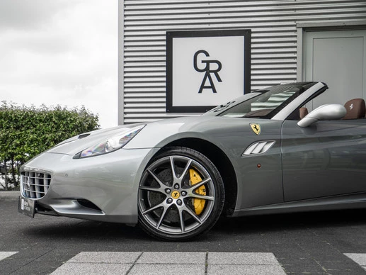 Ferrari California - Afbeelding 5 van 30