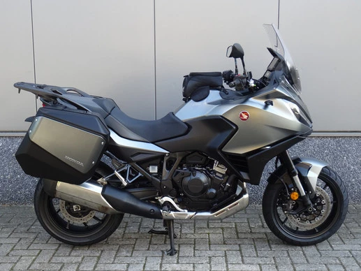 Honda NT 1100 - Afbeelding 1 van 16