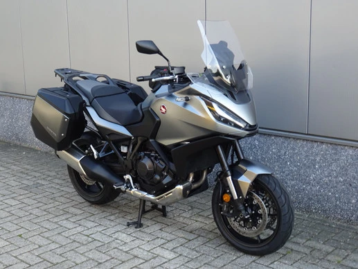 Honda NT 1100 - Afbeelding 2 van 16