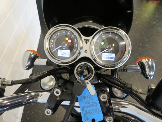 Triumph Bonneville - Afbeelding 6 van 14
