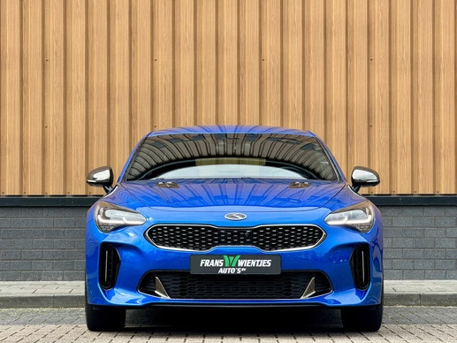 Kia Stinger - Afbeelding 2 van 30