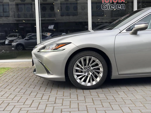 Lexus ES - Afbeelding 11 van 30