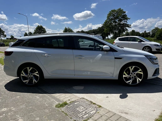 Renault Megane E-Tech - Afbeelding 8 van 30