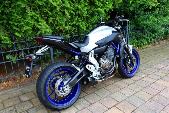 Yamaha MT 07 - Afbeelding 9 van 25