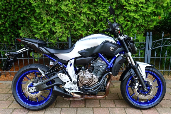 Yamaha MT 07 - Afbeelding 10 van 25