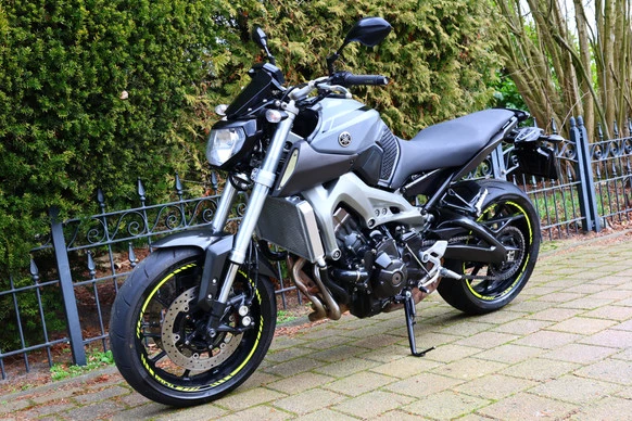 Yamaha MT 09 - Afbeelding 2 van 25