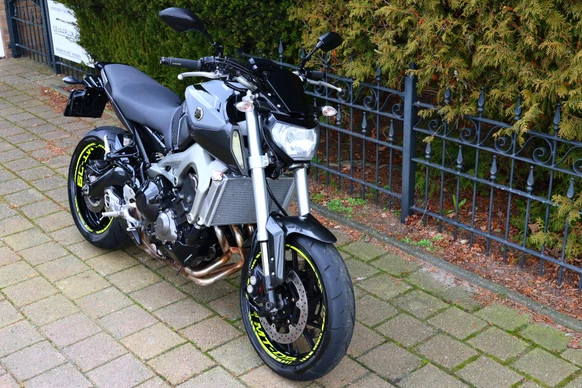 Yamaha MT 09 - Afbeelding 9 van 25