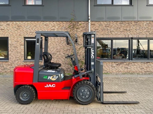 Isuzu  - Afbeelding 11 van 24