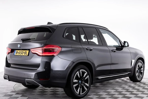 BMW iX3 - Afbeelding 18 van 23