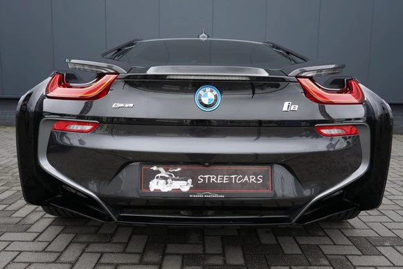 BMW i8 - Afbeelding 9 van 30