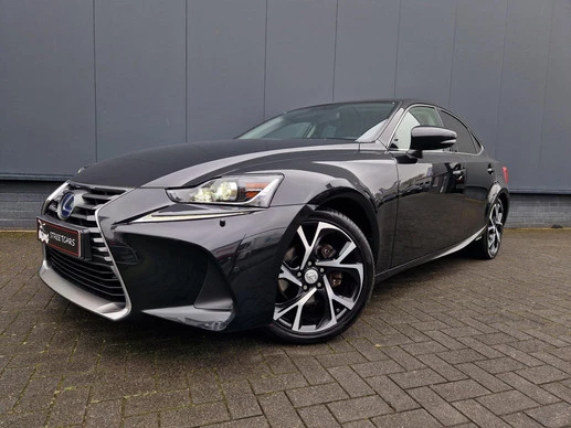 Lexus IS - Afbeelding 1 van 30