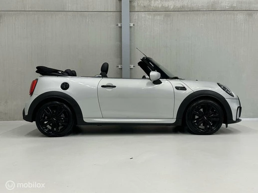 MINI Cooper S Cabrio - Afbeelding 11 van 30