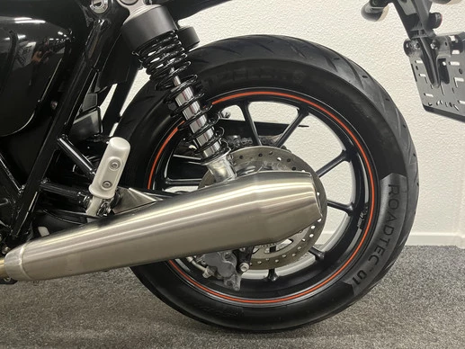 Triumph Street Twin - Afbeelding 15 van 16