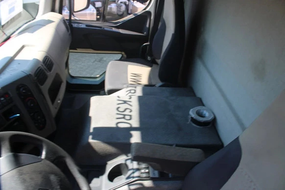 Renault Premium - Afbeelding 26 van 30