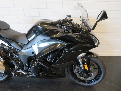 Kawasaki Z1000 - Afbeelding 9 van 14