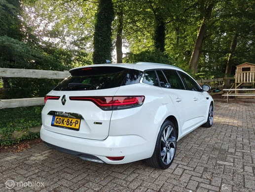 Renault Megane E-Tech - Afbeelding 6 van 30