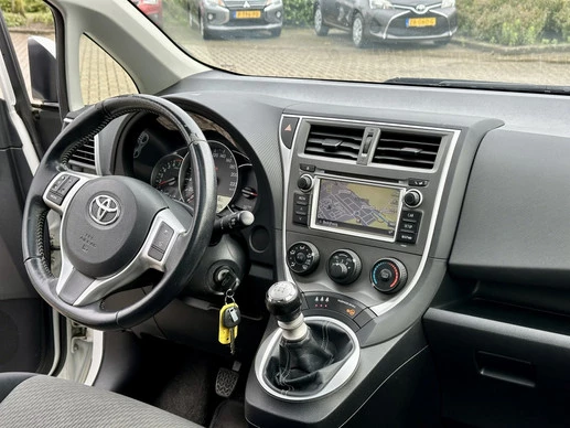 Toyota Verso-S - Afbeelding 11 van 29