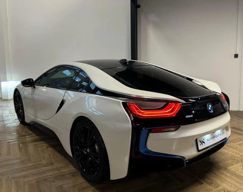 BMW i8 - Afbeelding 25 van 29