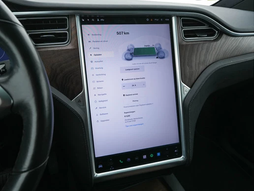 Tesla Model X - Afbeelding 18 van 30