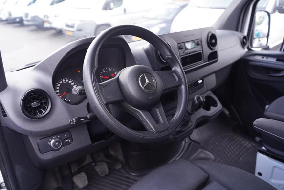 Mercedes-Benz Sprinter - Afbeelding 27 van 30