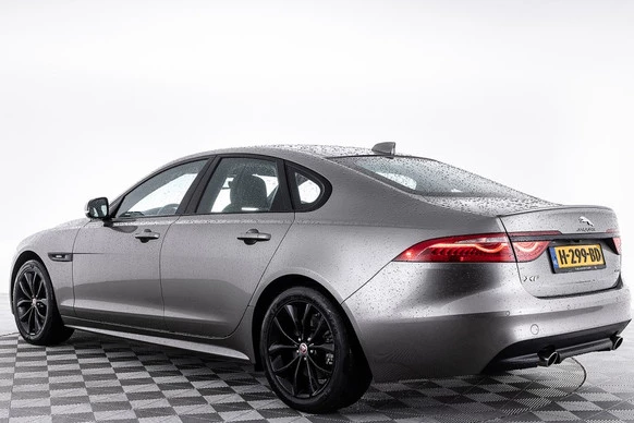 Jaguar XF - Afbeelding 2 van 30