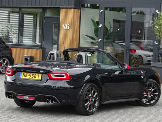 Fiat 124 Spider - Afbeelding 8 van 30