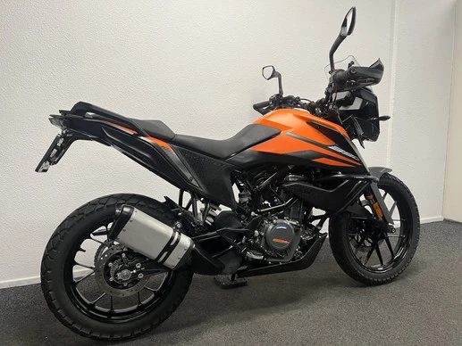 KTM 390 - Afbeelding 3 van 18