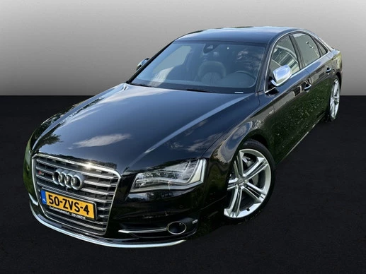 Audi S8