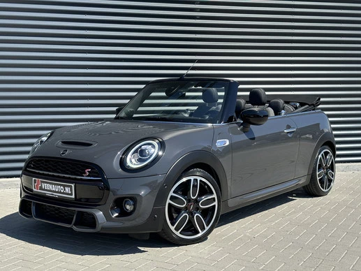 MINI Cooper S Cabrio - Afbeelding 1 van 30