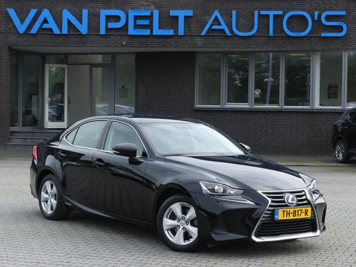 Lexus IS - Afbeelding 1 van 21