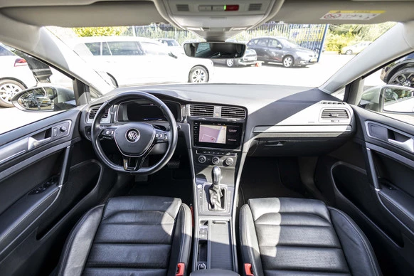 Volkswagen e-Golf - Afbeelding 15 van 30