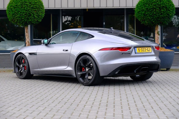 Jaguar F-Type - Afbeelding 18 van 30