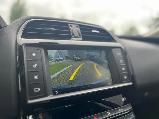 Jaguar XE - Afbeelding 16 van 30