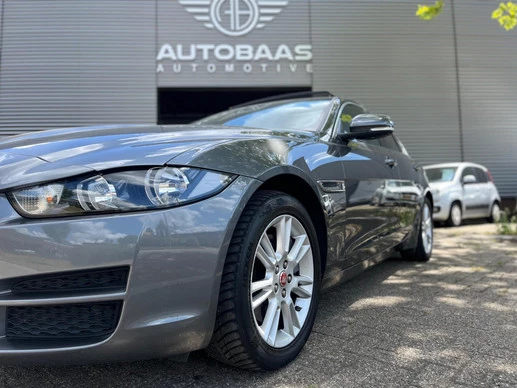 Jaguar XE - Afbeelding 21 van 30