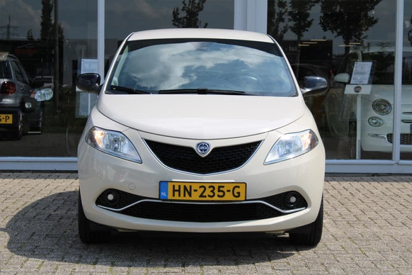 Lancia Ypsilon - Afbeelding 6 van 19