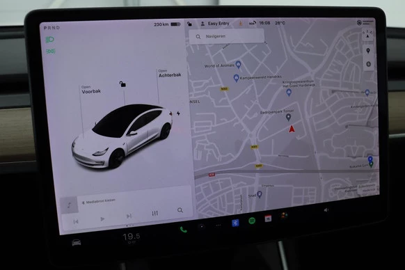 Tesla Model 3 - Afbeelding 10 van 30