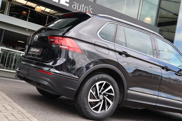 Volkswagen Tiguan - Afbeelding 19 van 30