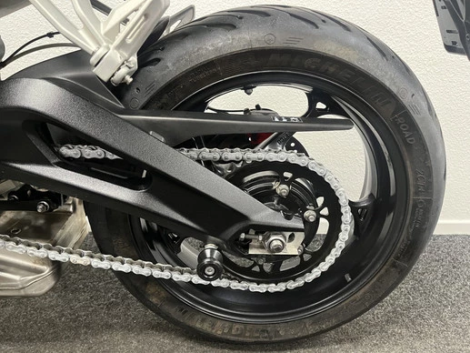 Triumph Street Triple - Afbeelding 16 van 22