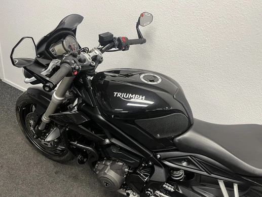 Triumph Street Triple - Afbeelding 18 van 22
