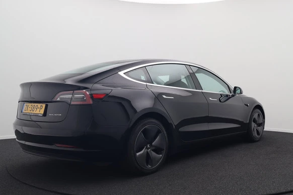 Tesla Model 3 - Afbeelding 2 van 30