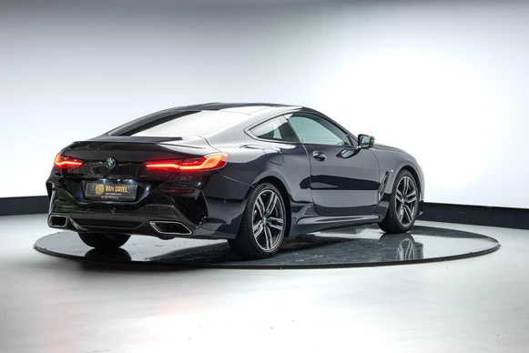 BMW 8 Serie - Afbeelding 18 van 25