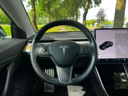 Tesla Model 3 - Afbeelding 14 van 18