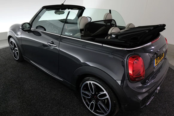 MINI Cooper S Cabrio - Afbeelding 26 van 30