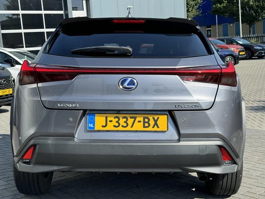 Lexus UX - Afbeelding 4 van 30