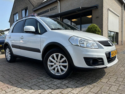 Suzuki SX4 - Afbeelding 1 van 26