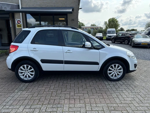 Suzuki SX4 - Afbeelding 11 van 26