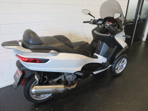 Piaggio MP3 - Afbeelding 3 van 14