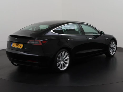 Tesla Model 3 - Afbeelding 4 van 30