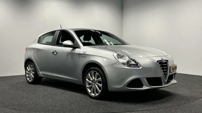 Alfa Romeo Giulietta - Afbeelding 3 van 25